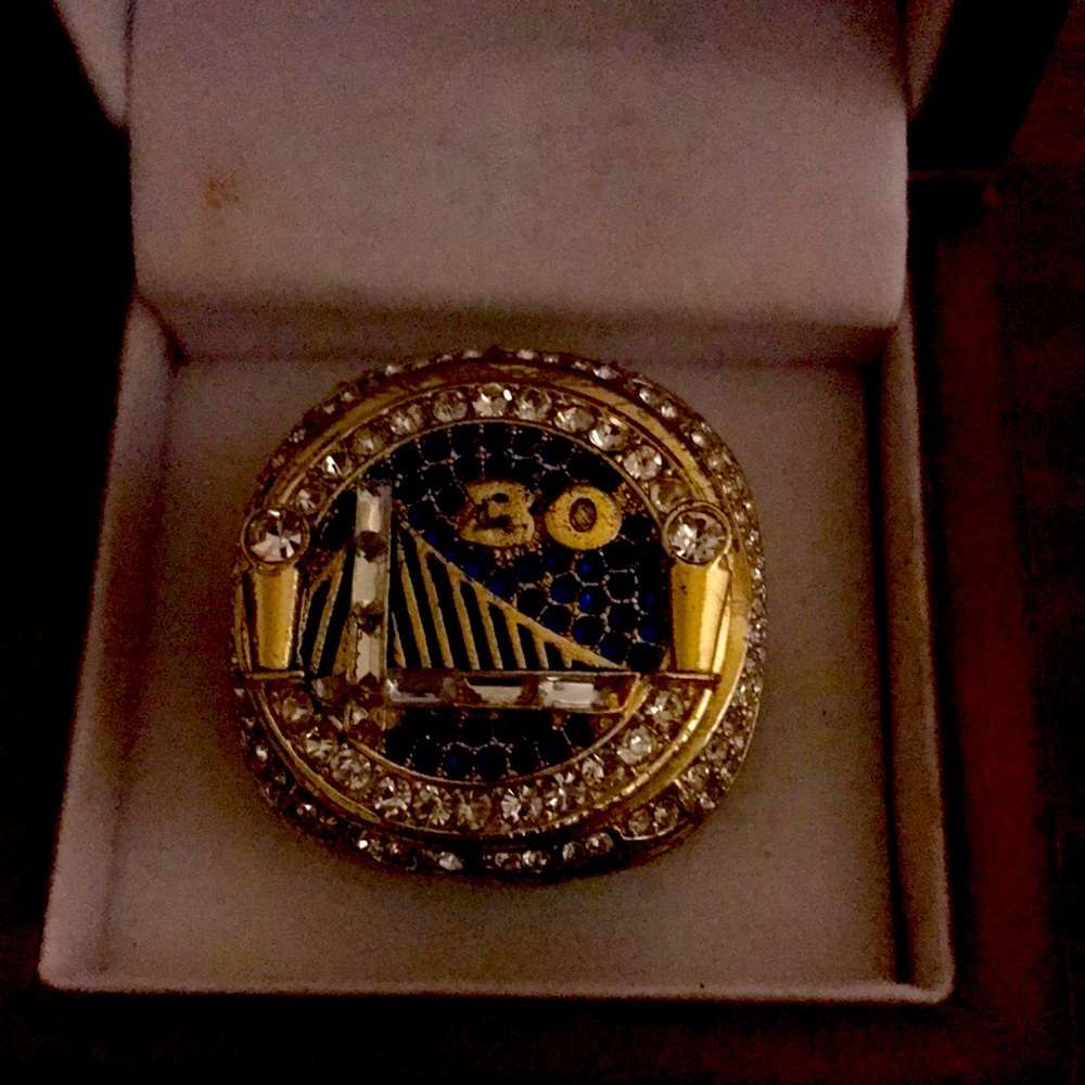Men’s ring